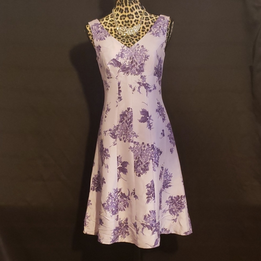 Ann Taylor 100% silk dress SIZE 0